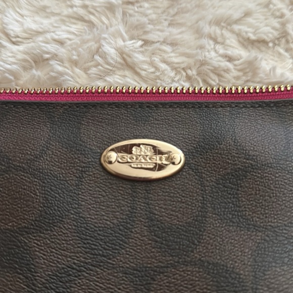 Coach Large Signature Logo Wristlet in Brown/Pink - Picture 6 of 6